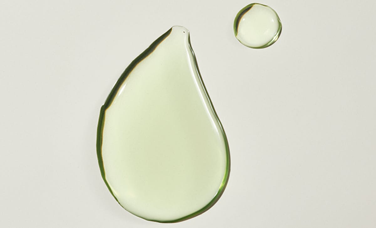 Acids 101: Your Guide to Gentle Chemical Exfoliation